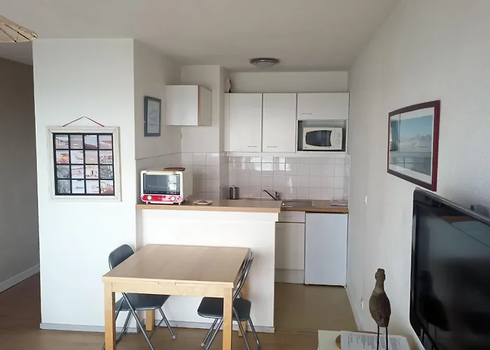 Apartment Face A La By Corinne *